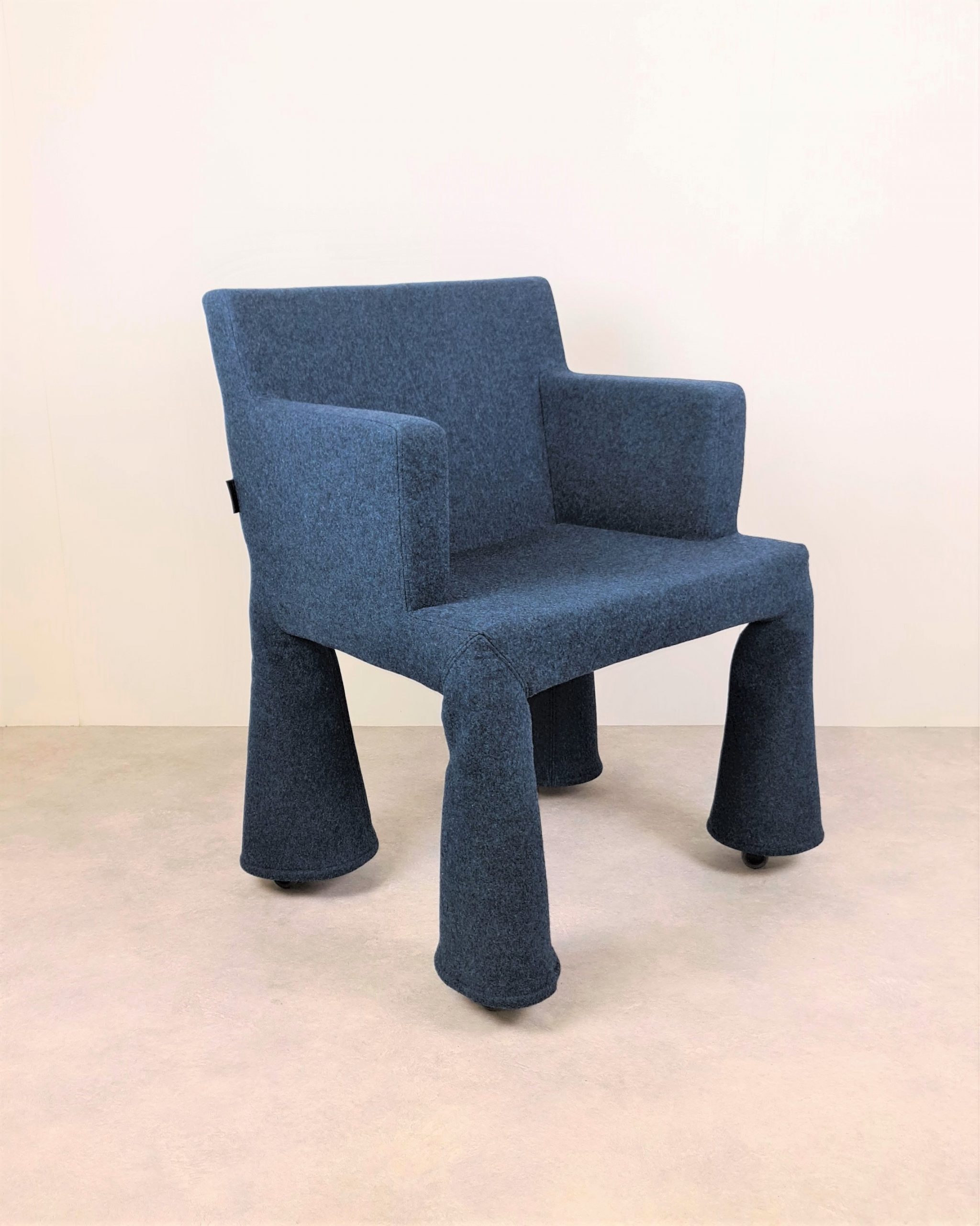 dodelijk Inactief weten Moooi VIP Chair – Used Design Shop