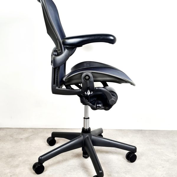 Herman Miller Aeron Classic - Blauw - Afbeelding 3